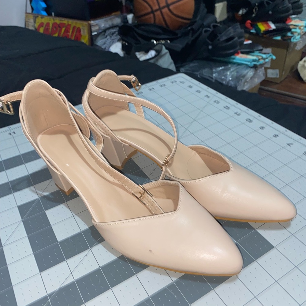tan heels